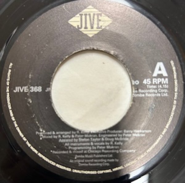 画像1: R Kelly / R. Kelly - Bump N Grind cw She's Got That Vibe - Rare Jamaican Press Only 7 Inch - (1)